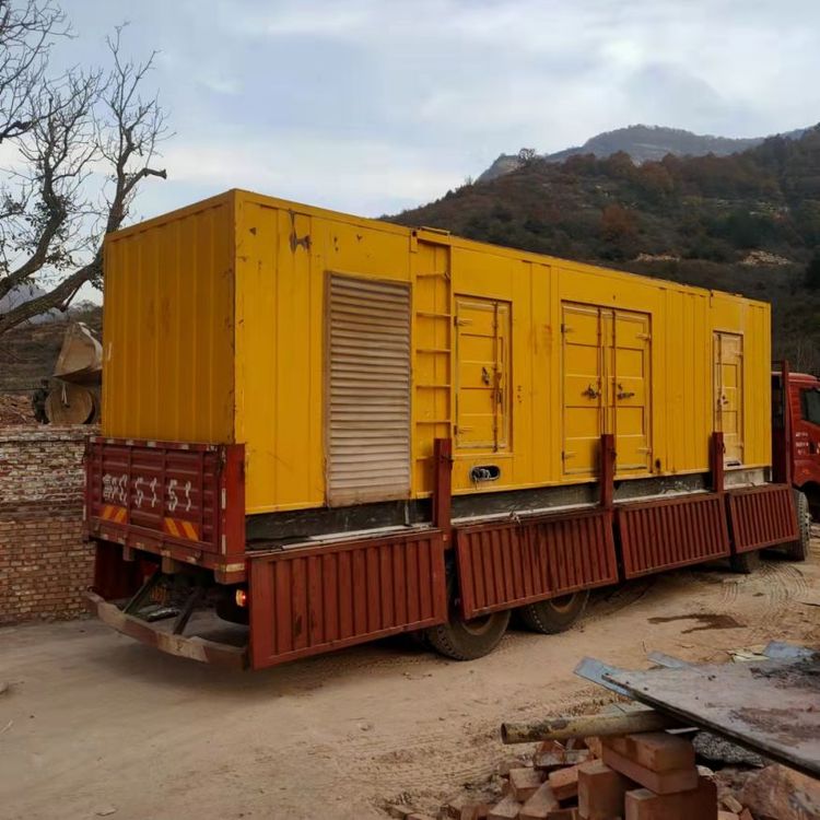 洞口200kW 发电机组在带电阻性负载时，输出功率会受到哪些因素的影响？