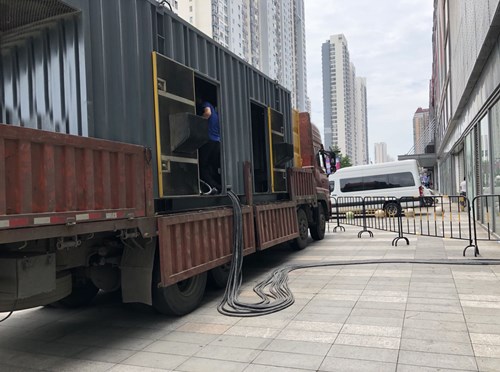洞口柴油发电机空气滤清器在不同季节的更换周期是否有差异？